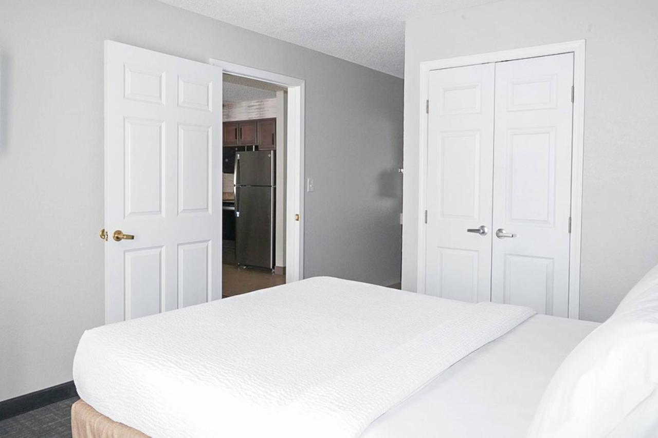 Residence Inn Colorado Springs North/Air Force Academy Екстер'єр фото